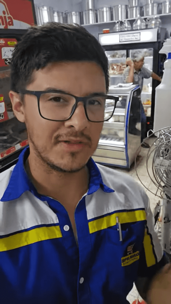 videoframe 2692